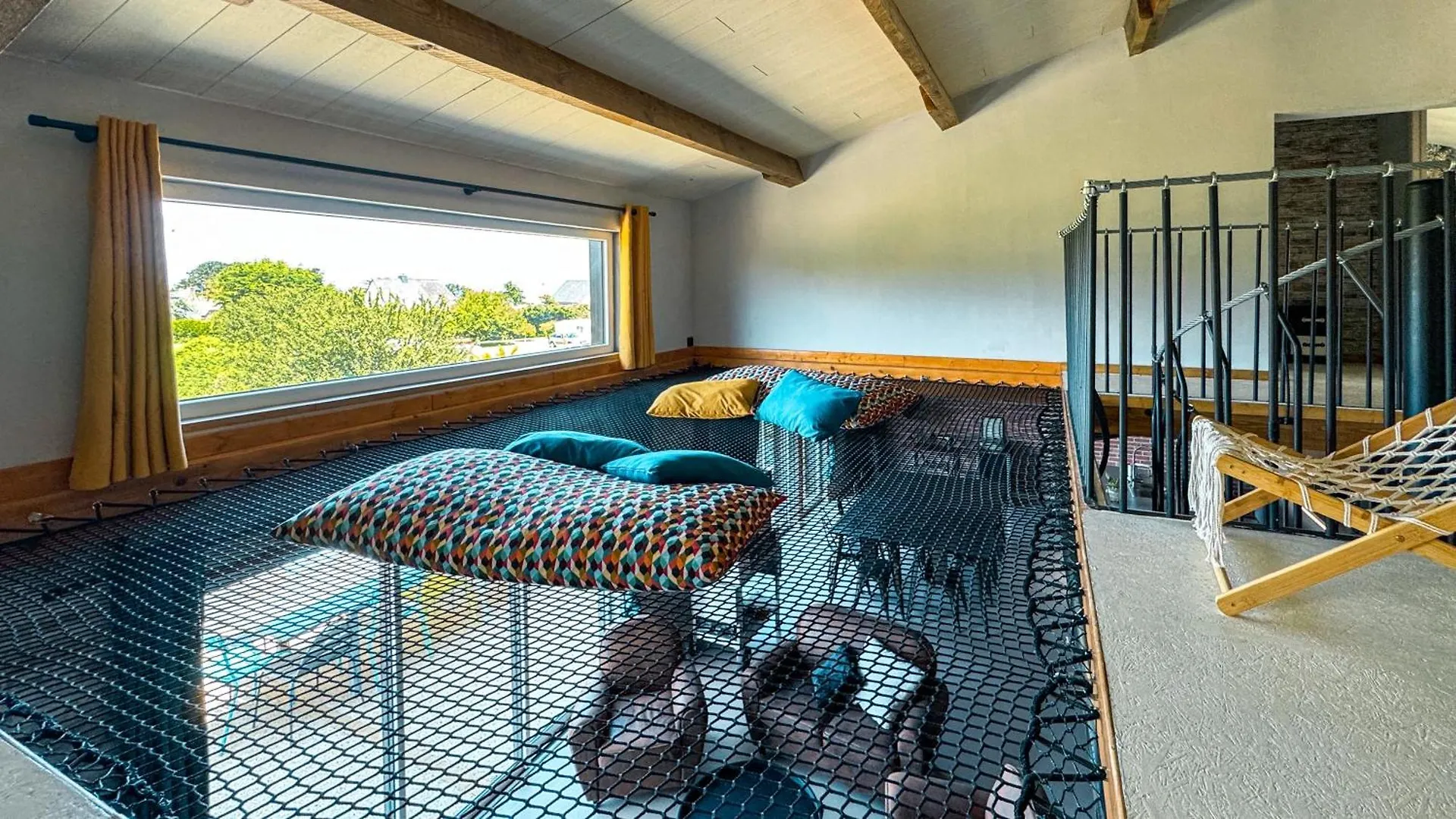 Loft Haut De Gamme Avec Jacuzzi A Trélévern 0*,  Francia