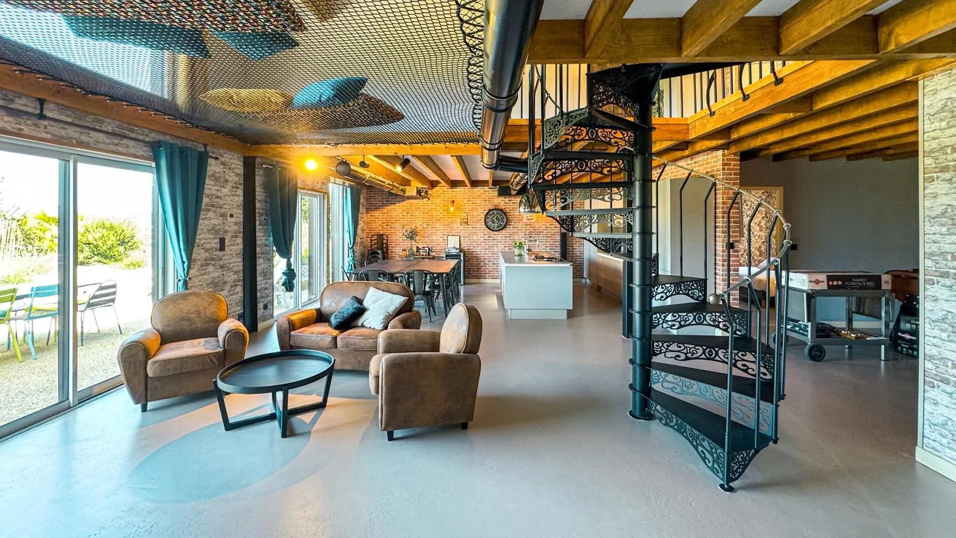 Loft Haut De Gamme Avec Jacuzzi A Trélévern